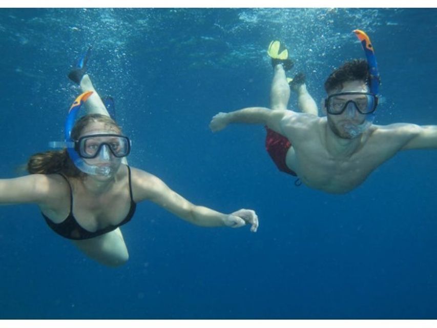 Catania, Isole Ciclopi: Snorkeling Trip - Meeting the guide and getting fitted