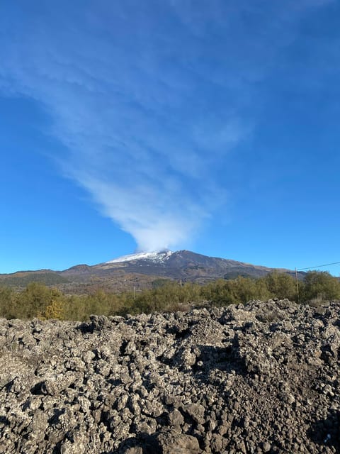 Catania: Morning Jeep Tour of Mount Etna and Lava Flow Caves - Hornitos and the marks left by explosive eruptions
