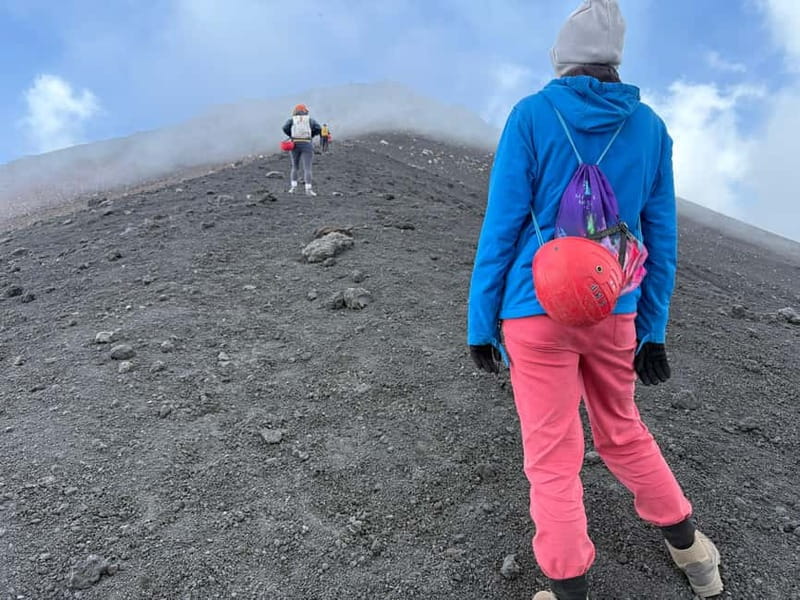 Catania: Mount Etna Adventurous Tour with a Volcano Guide - Who should book this hike