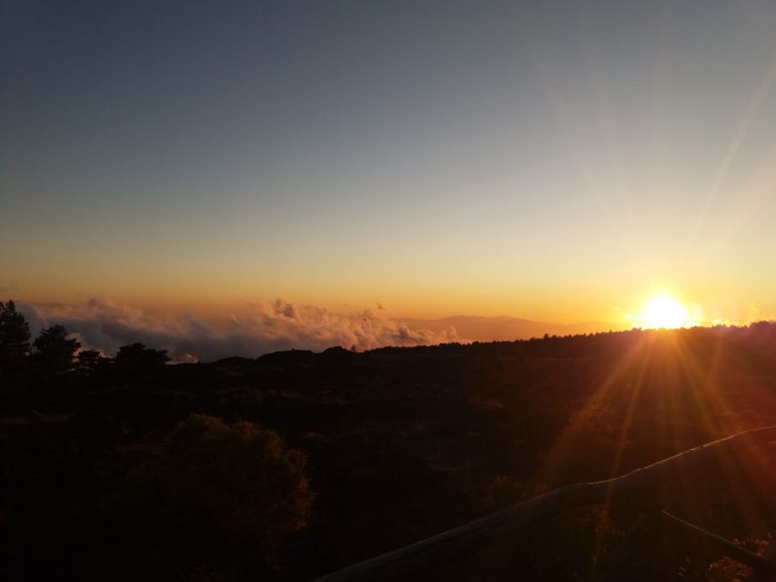 Catania: Mount Etna Sunset Tour and Etna Doc Wine - Why this Etna sunset tour works