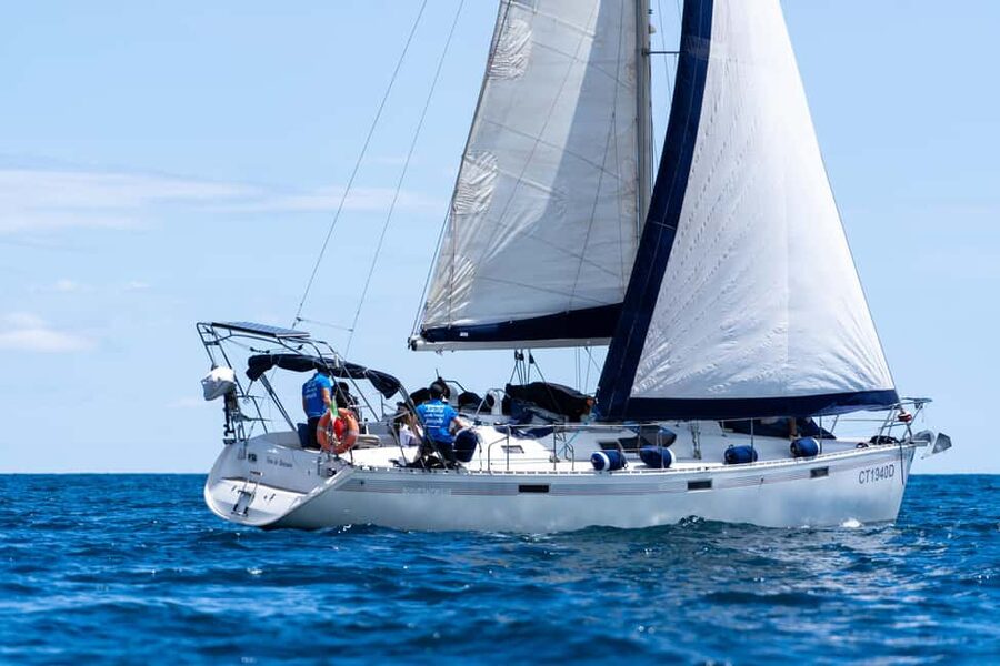 Catania: Sail Tour of Cyclops Coast with Sicilian Aperitif - The crew makes a real difference