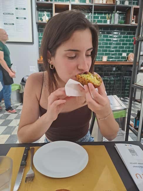 Catania: Street Food Guided Walking Tour - The Roman Theater and Catanese street food