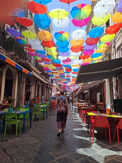 Catania: Street Food Guided Walking Tour - Roman Amphitheater and the final sweet course