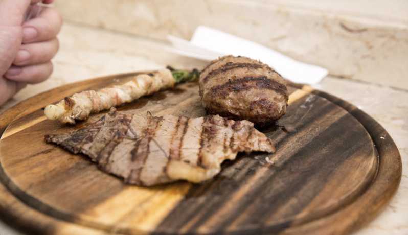 Catania Street food tour by night - Why this Catania food walk works so well at night
