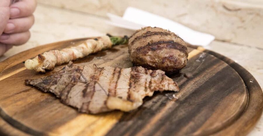 Catania Street food tour by night - The Seltz stop on Via Etnea