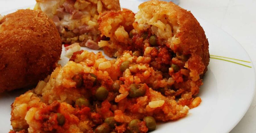 Catania: Street Food Walking Tour - Seltz, granita, and the taste of Catania
