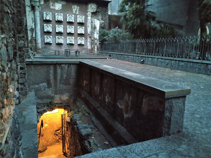 Catania: Underground and Street Food Walking Tour - The final mandarino e limone