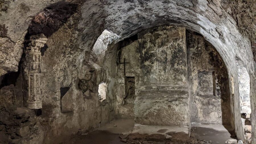 Catania: Underground Catania Tickets and Guided Tour - Following the Amenano River Underground