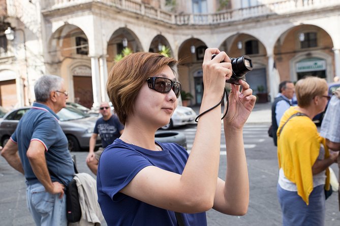 Catania unique walking tour of the city center - Meeting Piazza del Duomo and the Elephant Fountain