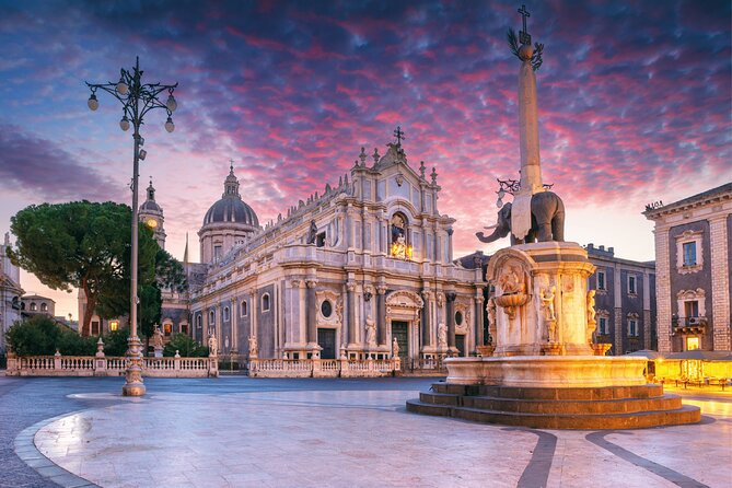 Catania Walking Tour with Audio and Written Guide by a Local - A’ Piscaria, where the city gets practical