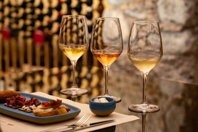 Catania: wine tasting in a metropolitan market - Who will enjoy this experience most?