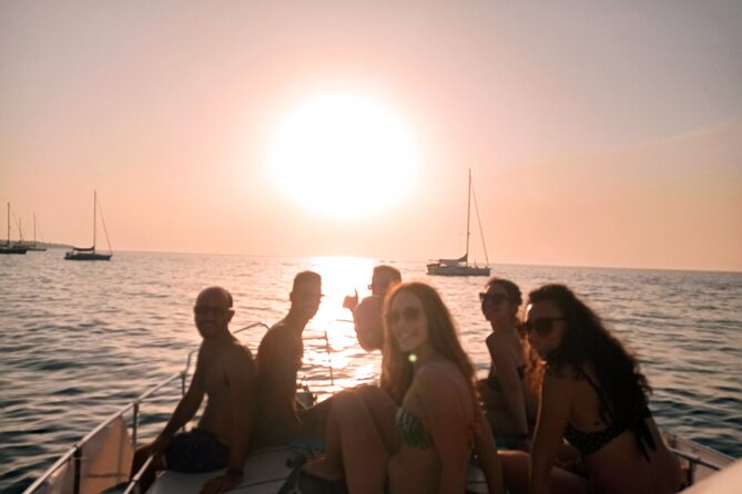 Cefalú Boat Tour with aperitif at sunset - Who will enjoy this sunset cruise most?