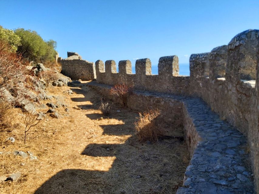 Cefalú: La Rocca Archaeological Park Guided Hiking Tour - From Cefalù’s lanes to the Rocca path