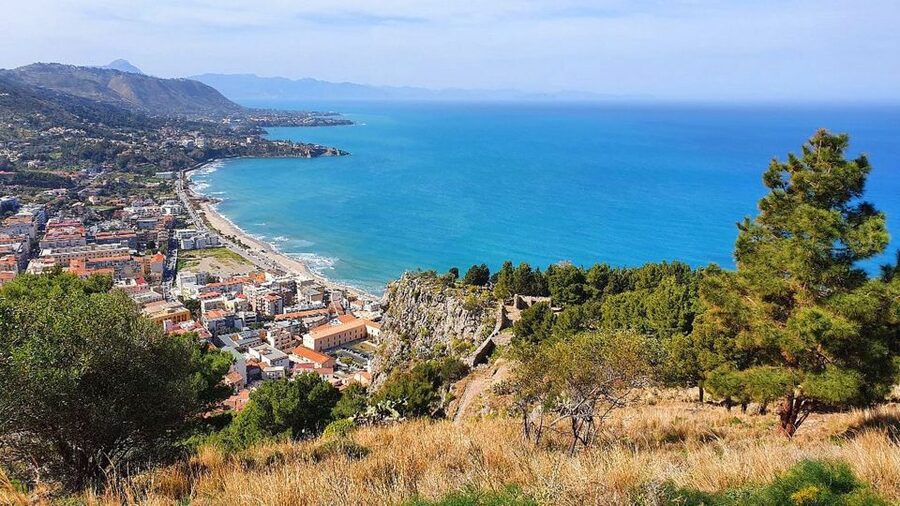 Cefalú: La Rocca Archaeological Park Guided Hiking Tour - The ancient cistern near the temple