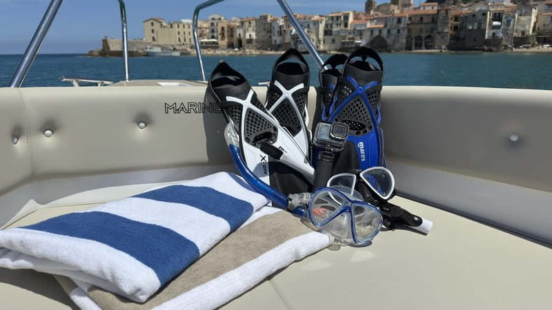 Cefalù: Private Boat Tour + Snorkeling & Aperitif (1-9 pax) - The first look at Cefalù from the sea