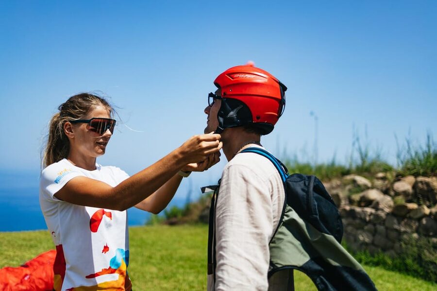 Cefalù: Tandem Paragliding Flight and GoPro13 Video - The flight: a mix of adrenaline and quiet views