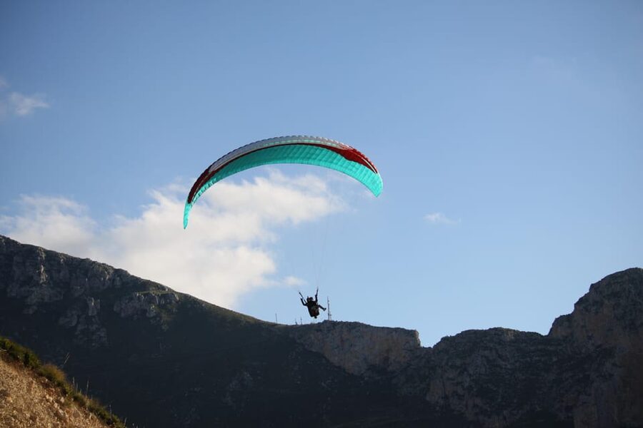 Cefalù: tandem paragliding flight and insta360 video - How the $162 price measures up