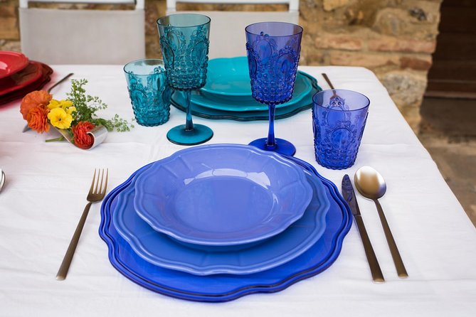 Cesarine: Market Tour & Dining at a Local's Home in Messina - Starting at a Messina market