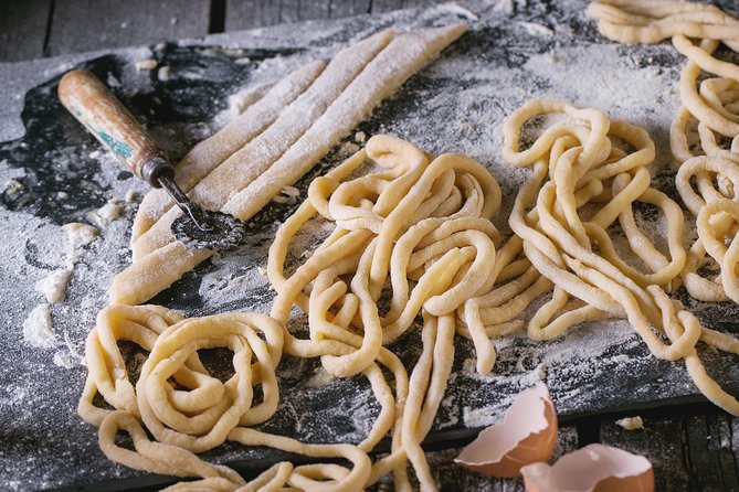 Cesarine: Small group Pasta and Tiramisu class in Catania - Making the meal: pasta, tiramisu, and drinks