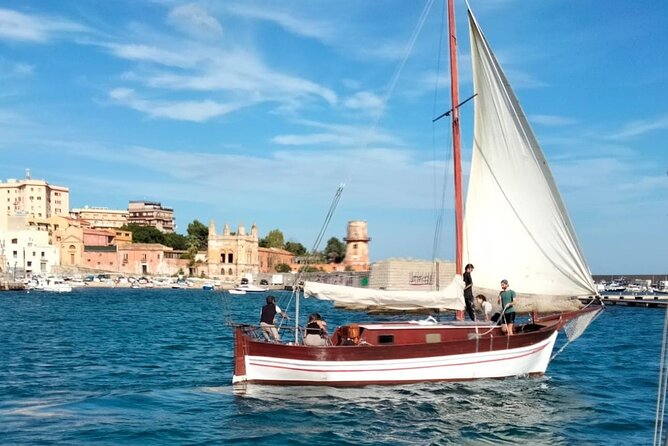 Classic Boat Tour in Palermo - Skirting Mount Pellegrino for 90 minutes