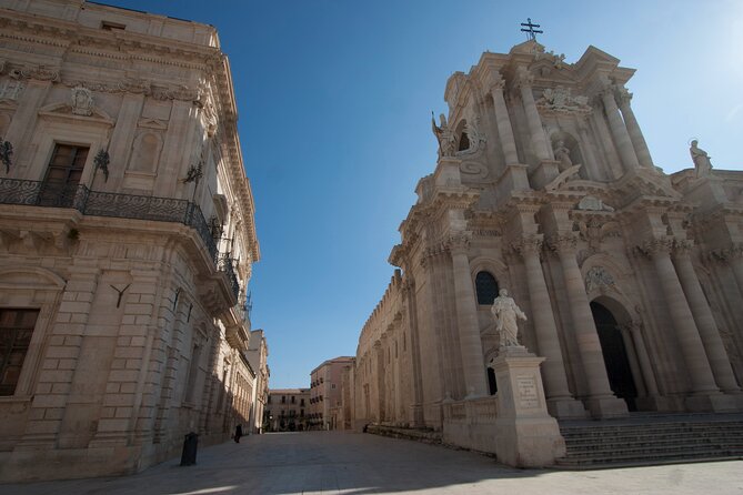 Classical Ortigia Guided Group Tour - Starting beside the Temple of Apollo
