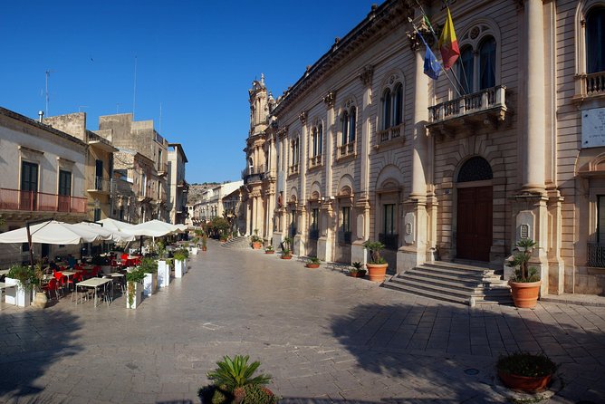 COMMISSARIO MONTALBANO Tour - Ragusa Ibla, the main square of Vigata