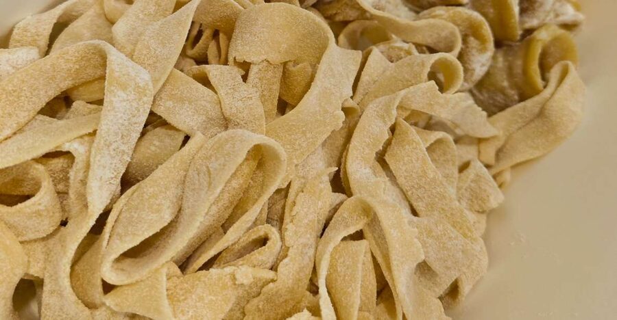 Cooking class fresh pasta - Starting with two kinds of fresh pasta dough
