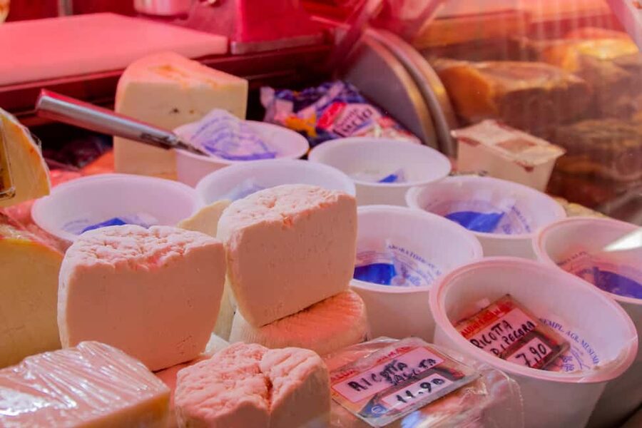 Cooking class, visit to the Catania market and light lunch - A light lunch with Sicilian favorites