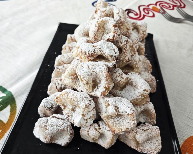 Cooking Class with lunch or dinner - Finishing with cannoli and a Sicilian wine