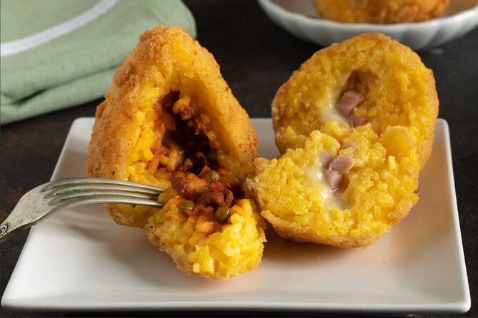 Course of Arancini and Almond Paste in Catania - Key points at a glance