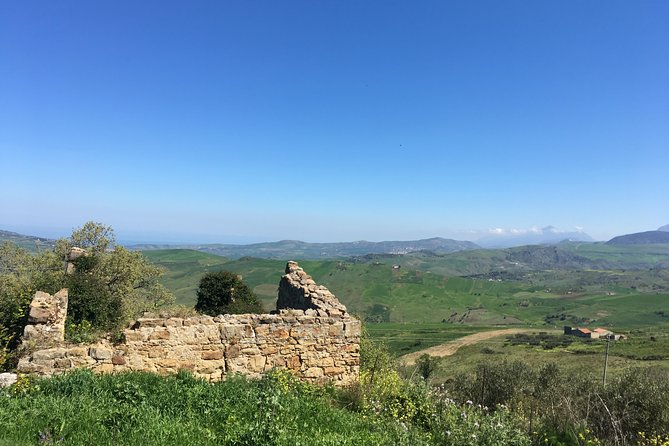 Daily Biking in the Rural Sicily - Lunch and the ride beside Lake Caccamo
