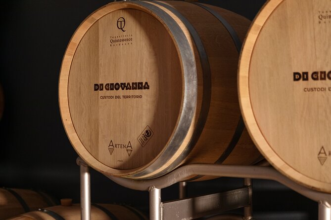 Di Giovanna Winery Tour & 3 Wine Tasting - What happens during the 90-minute visit