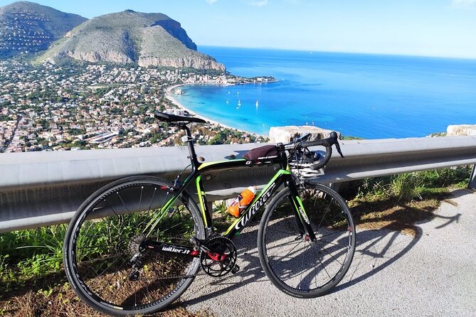 Discovering Monte Pellegrino - The climb through Palermo and Favorita Park