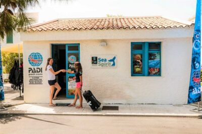 Diving for certified divers with PADI 5* Diving Resort – Taormina