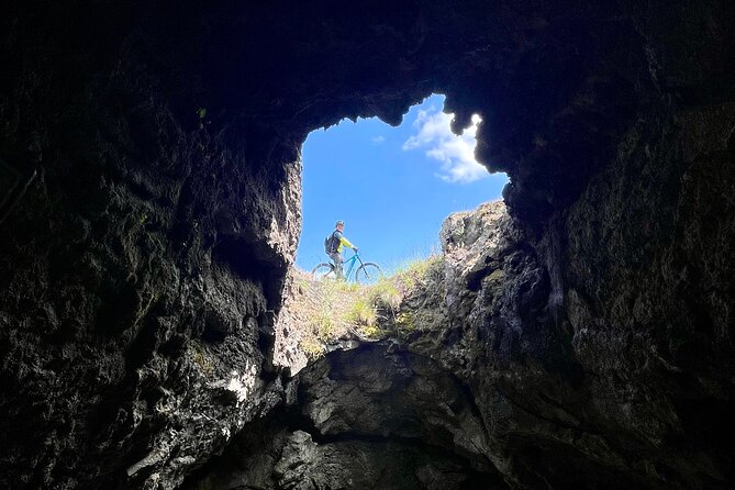 E-bike excursion on Etna - Starting at Into Etna Point on the southern slope