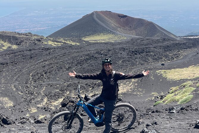 E-bike excursion on Etna - The descent is fun, but it demands attention