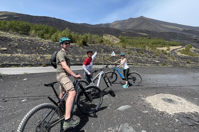 E-bike excursion on Etna - The first climb through volcanic dirt and rock