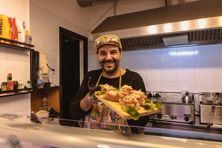Eating Palermo: Evening Food & Wine Tour - Ending with the Bar Costa cannolo