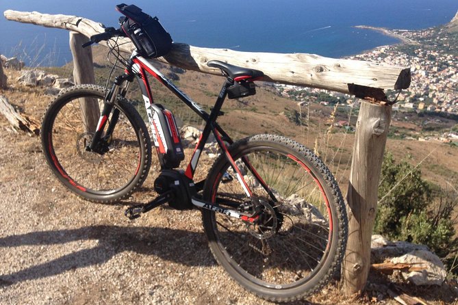 eMTB Rental in Palermo - What the Bike Gives You on Hills and Rough Roads