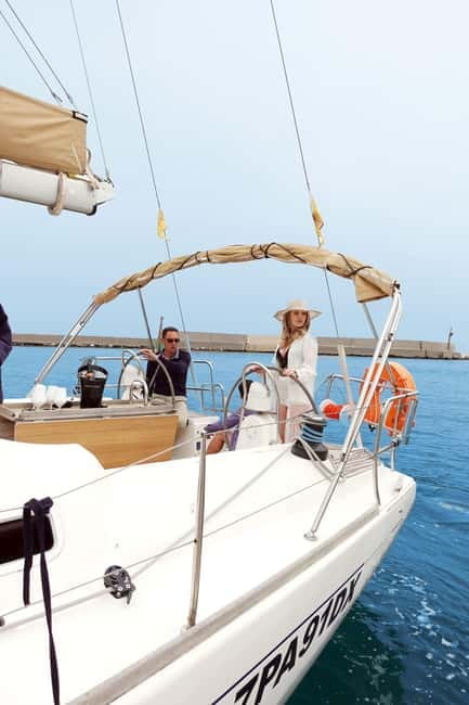 Escursione di mezza di giornata in barca a vela - Why Palermo’s coast is best seen from a sailboat