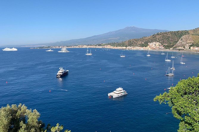 Etna 2000m & Taormina - The guides and the feel of a small group