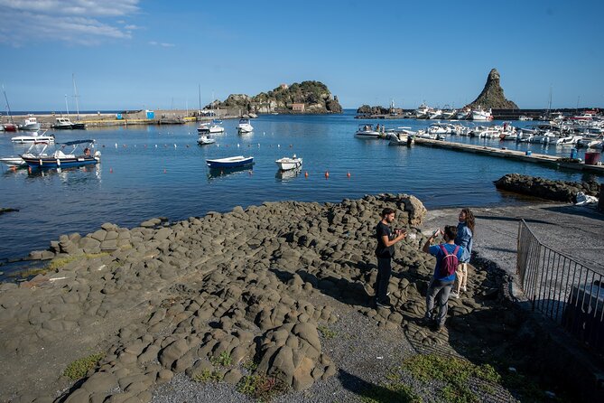 Etna, Acicastello and Acitrezza - Acitrezza, a fishing village by the sea