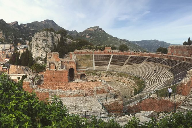 Etna and Taormina tour from Syracuse with private driver - How the nine-hour schedule feels