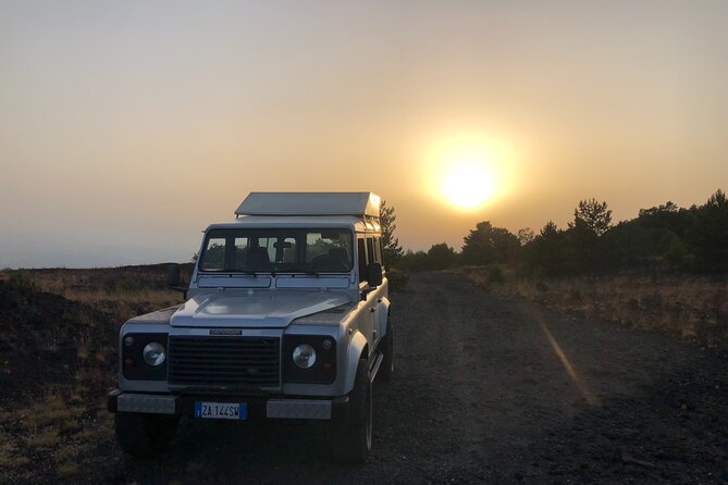 Etna at sunset - 4x4 tour with Sicilian sweet aperitif - Starting at MontataGrande in Trecastagni