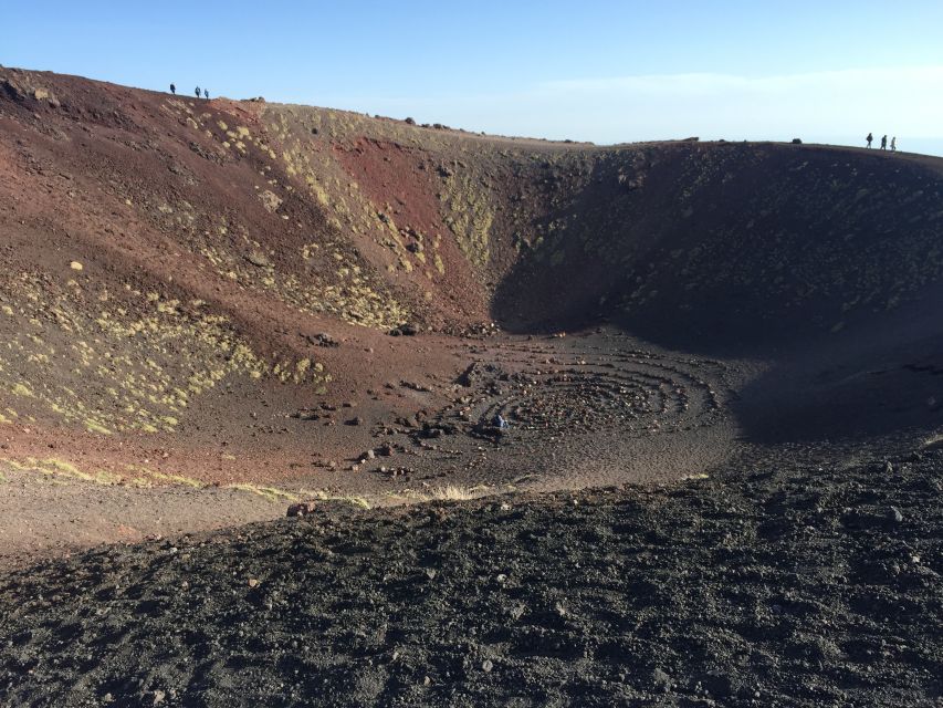 Etna Basic Tour 1900 metres - Who will get the most from this Etna outing