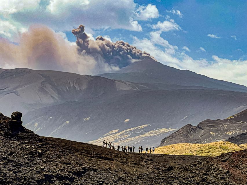 Etna: Craters of the 2002 Eruption Trekking Experience - The Hotel delle Betulle ruins and what the lava destroyed