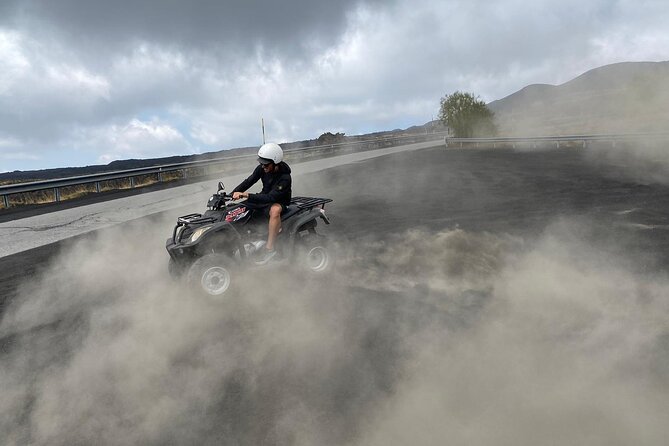 Etna Medium Tour - Seeing a lava flow up close