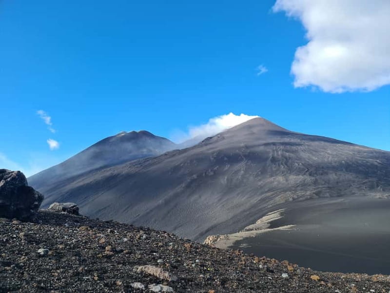 Etna North 2900mt & Craters of 2002 - What the guide adds to the experience