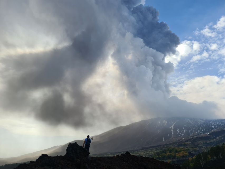 Etna North 2900mt Sunset: Summit area & Craters of 2002 - Who should book this Etna outing