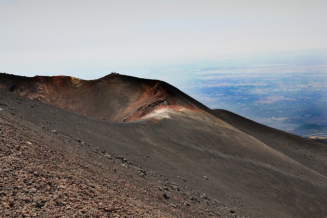 ETNA NORTH BASIC TOUR 2.000 mt - The views from Etna’s upper zone